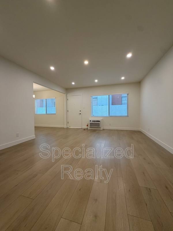 Apartment for rent at 336 W Wilson Ave #3, Glendale, CA 91203