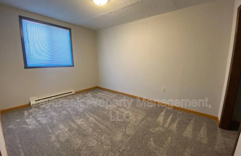 House for rent at 1702 2nd Ave E, West Fargo, ND 58078
