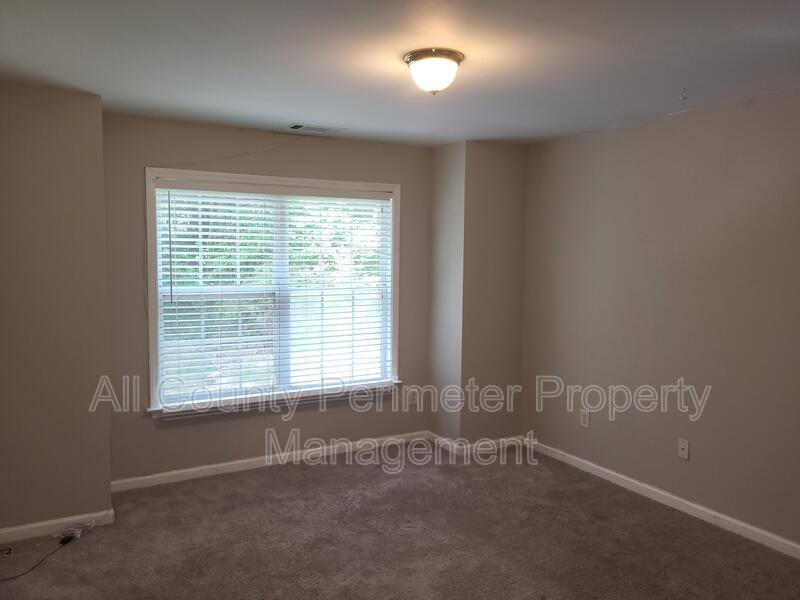 House for rent at 380 Simonton Crest Dr, Lawrenceville, GA 30045