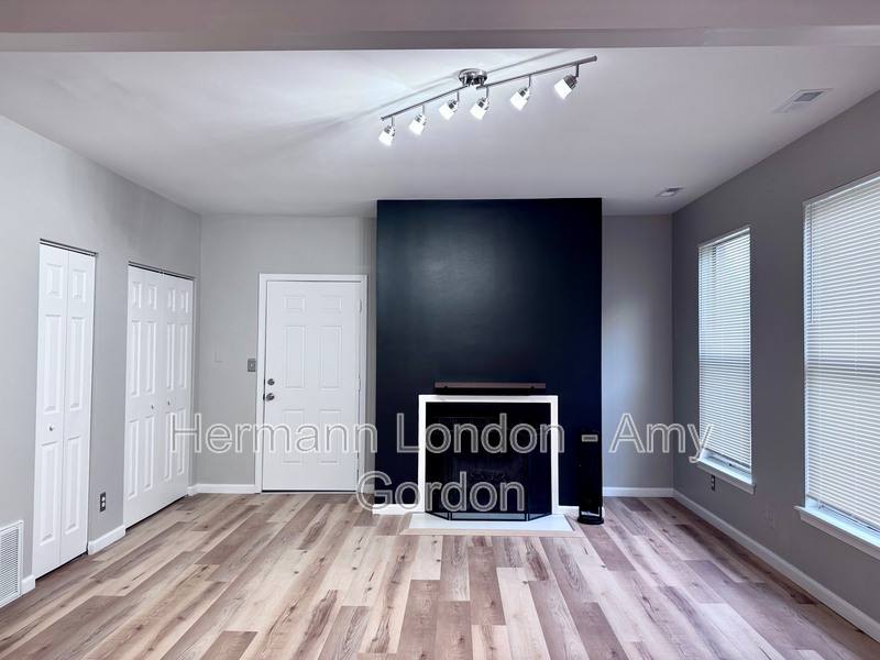 Condo for rent at 2336 Rutger #C, Saint Louis, MO 63104