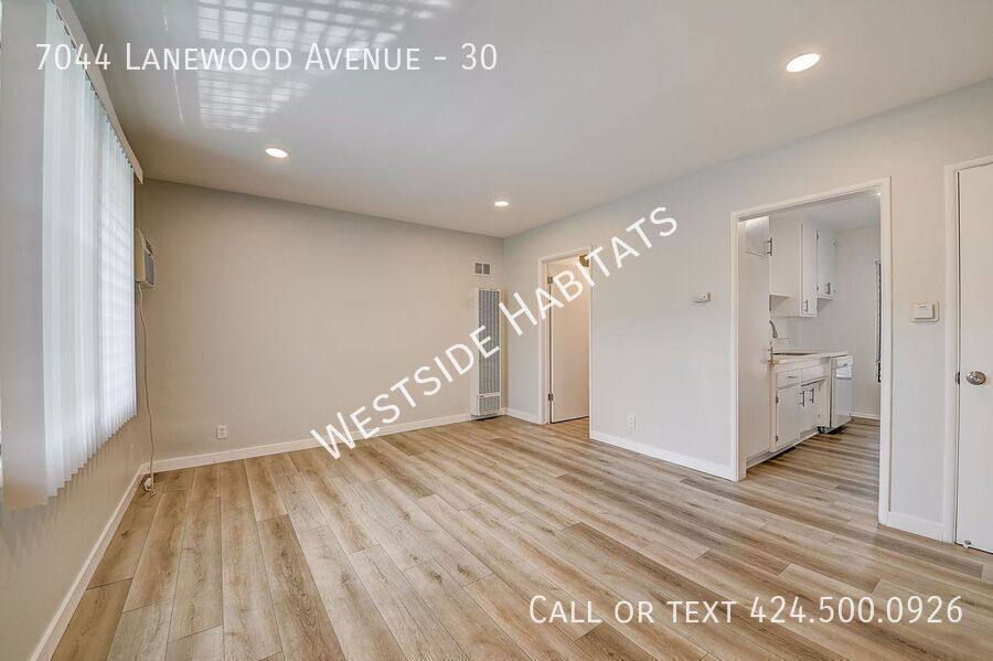 Apartment for rent at 7044 Lanewood Ave #30, Los Angeles, CA 90028