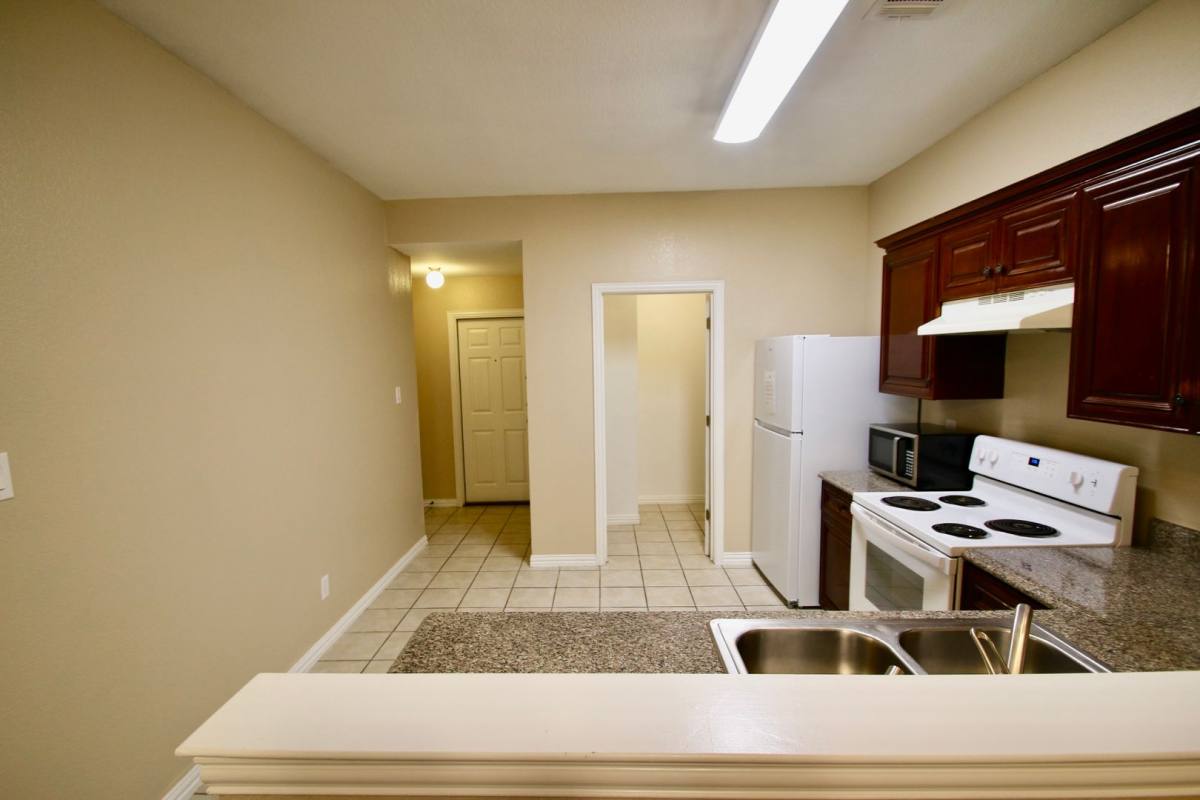 Apartment for rent at 3116-3118 S Cherry Lane, Fort Worth, TX 76116