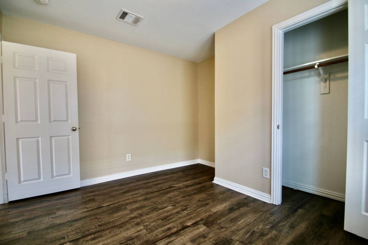 Apartment for rent at 3116-3118 S Cherry Lane, Fort Worth, TX 76116