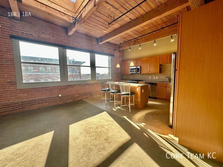 Condo for rent at 710 Broadway #807, Kansas City, MO 64105