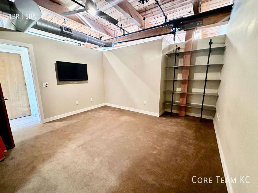 Condo for rent at 710 Broadway #807, Kansas City, MO 64105