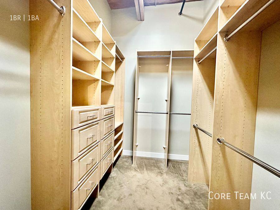 Condo for rent at 710 Broadway #807, Kansas City, MO 64105