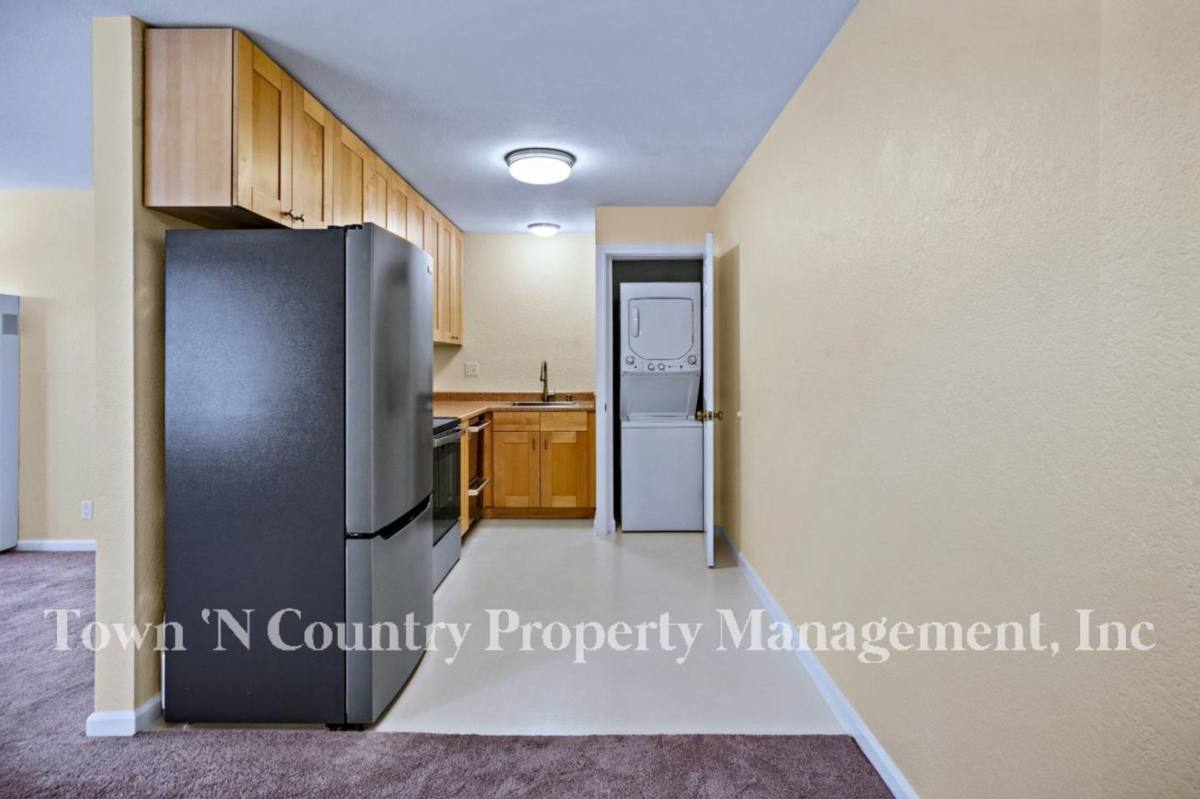Condo for rent at 820 Casanova Ave, Monterey, CA 93940