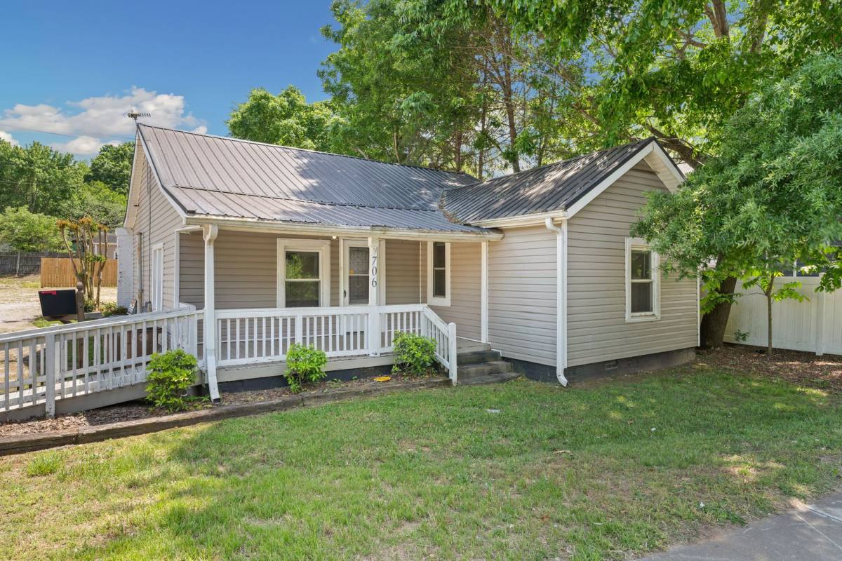 House for rent at 706 N White, Wake Forest, NC 27587