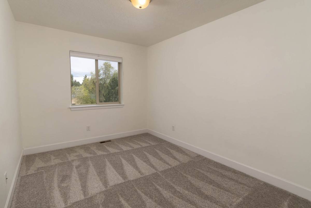 House for rent at 20665 Tango Creek, Bend, OR 97701