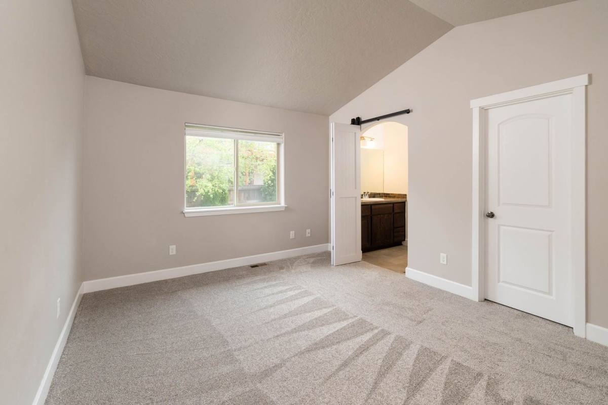 House for rent at 20665 Tango Creek, Bend, OR 97701