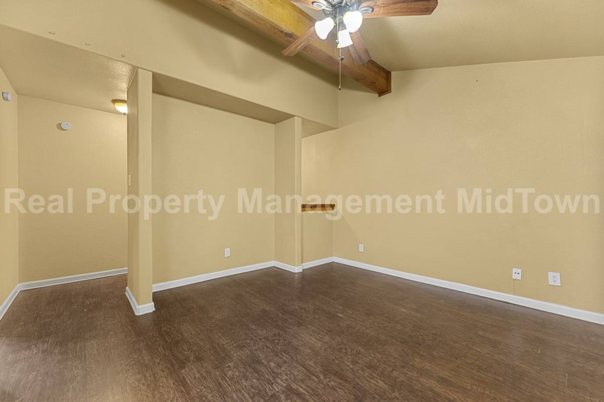 Condo for rent at 5516 Boca Raton Blvd #310, Fort Worth, TX 76112