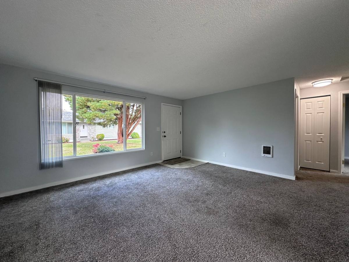 Townhouse for rent at 1303 NE 238th Dr, Troutdale, OR 97060