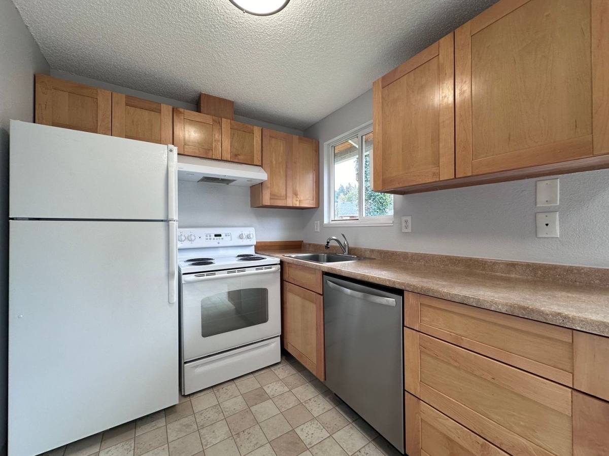 Townhouse for rent at 1303 NE 238th Dr, Troutdale, OR 97060