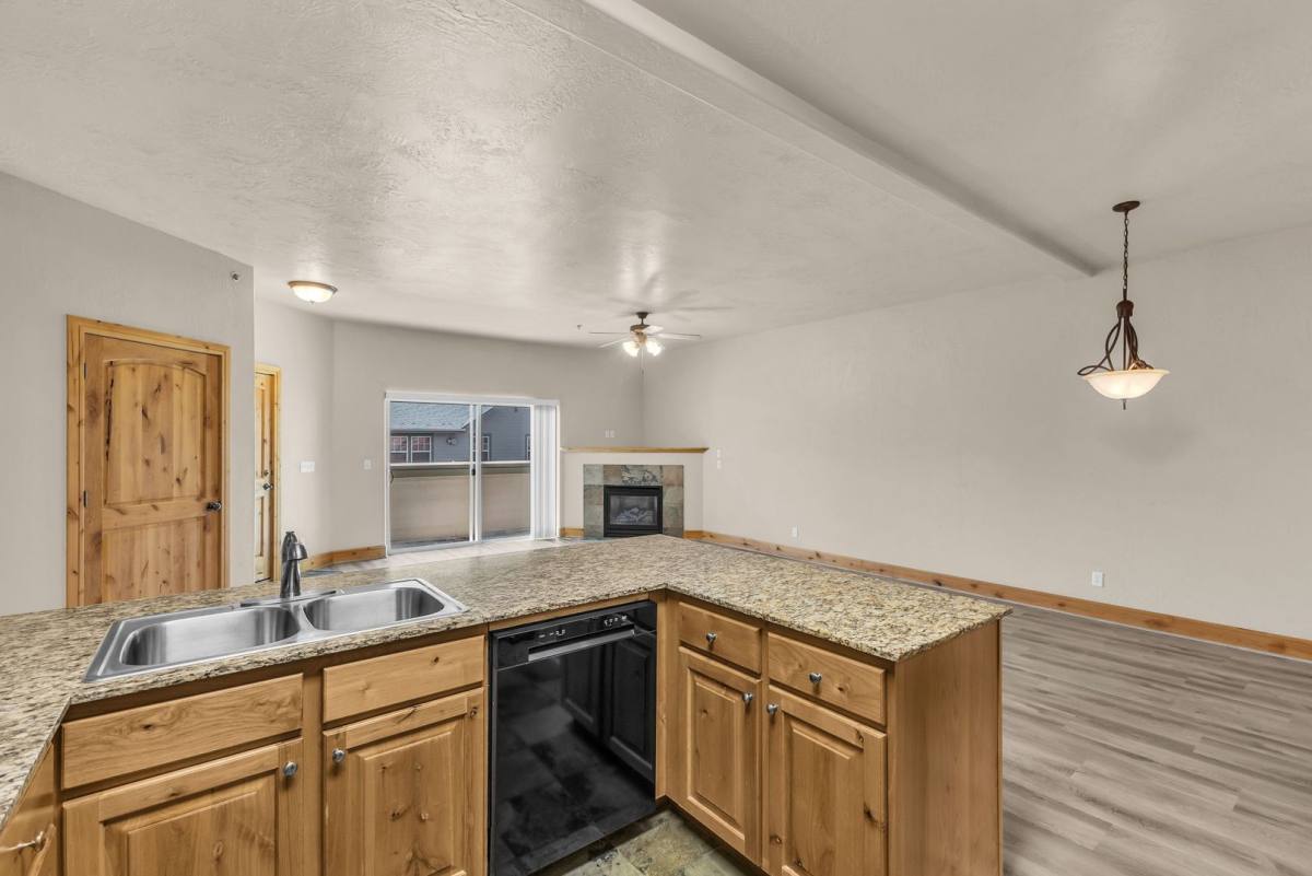 Condo for rent at 1684 W Fox Hollow Lane #H2, Park City, UT 84098