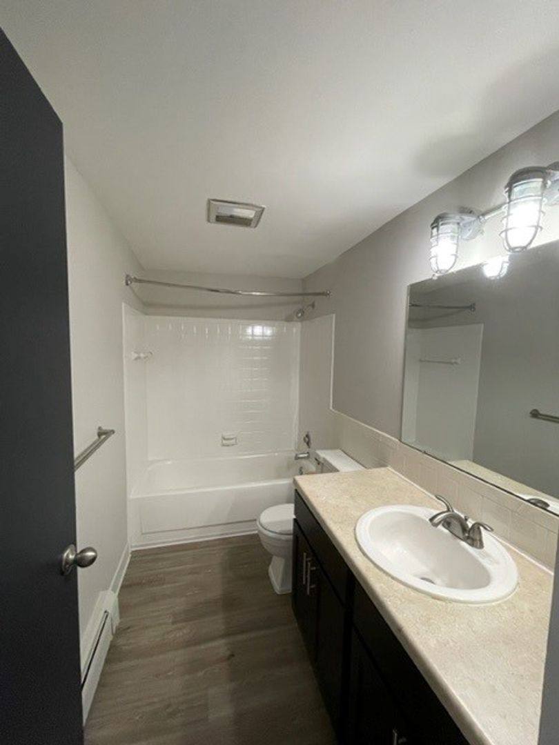Apartment for rent at 855 E Commerce St, Milford, MI 48381