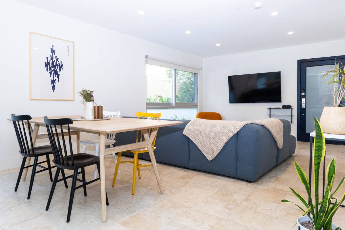 Apartment for rent at 210 S Hamilton Dr #4, Beverly Hills, CA 90211