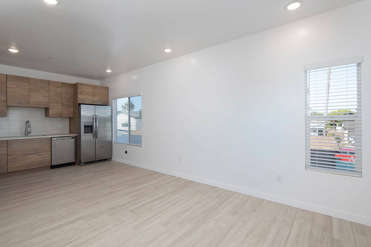 Apartment for rent at 3031-3037 Luna Ave, San Diego, CA 92117