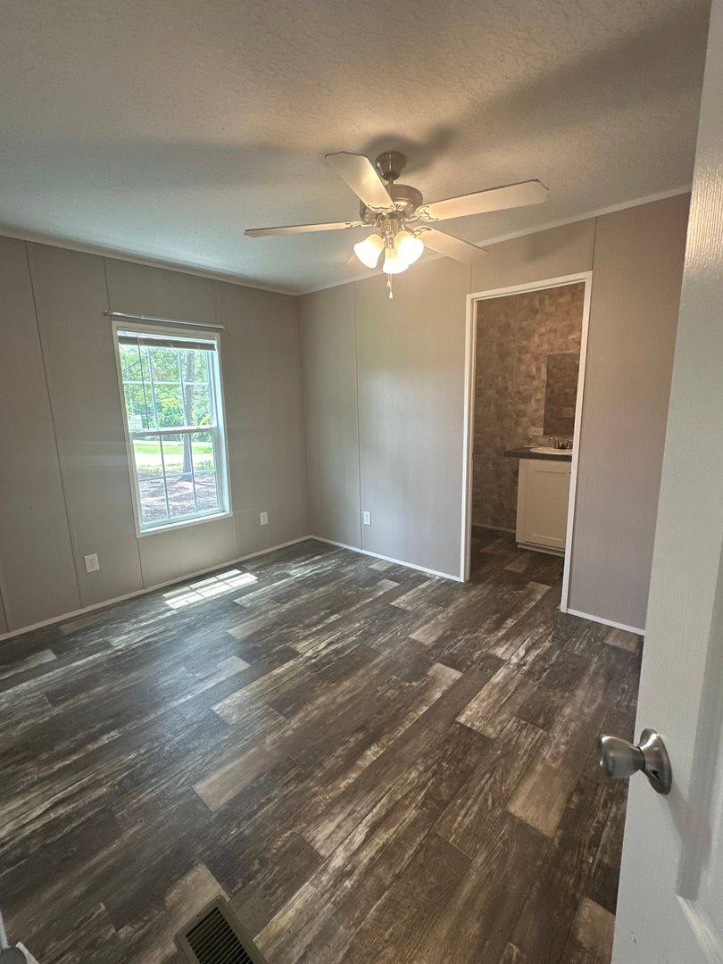 House for rent at 1335 Bell Ave, Soperton, GA 30457