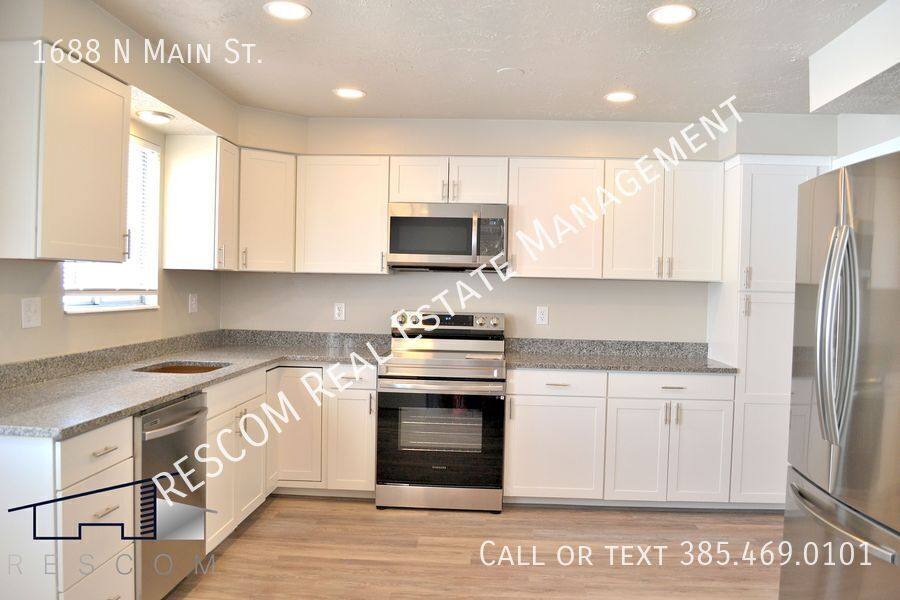 Apartment for rent at 1688 N Main St, Centerville, UT 84014