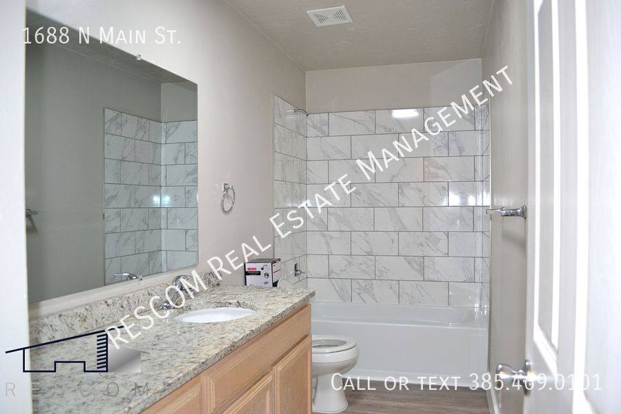 Apartment for rent at 1688 N Main St, Centerville, UT 84014