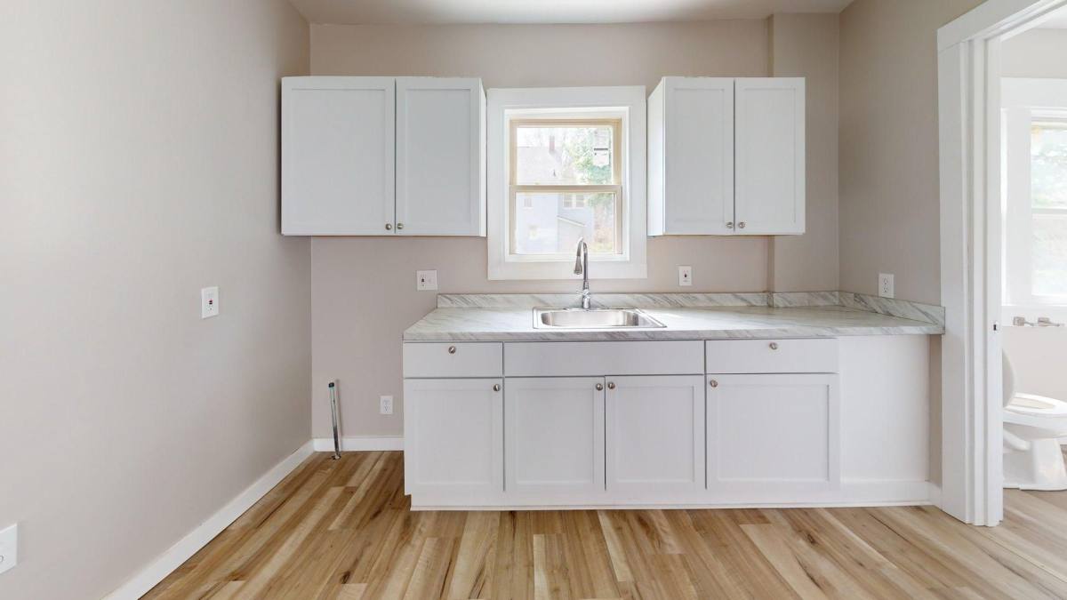 Apartment for rent at 134 N Arlington St, Akron, OH 44305