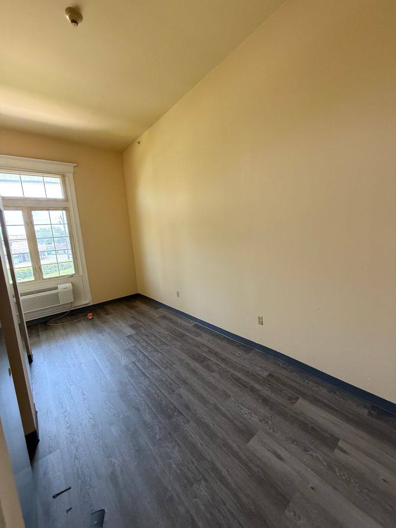 Apartment for rent at 1001 Pennington Rd, Trenton, NJ 08618