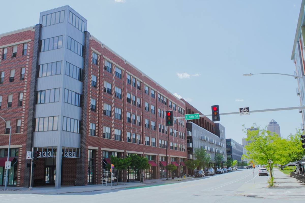 Apartment for rent at 333 E Grand Ave, Des Moines, IA 50309