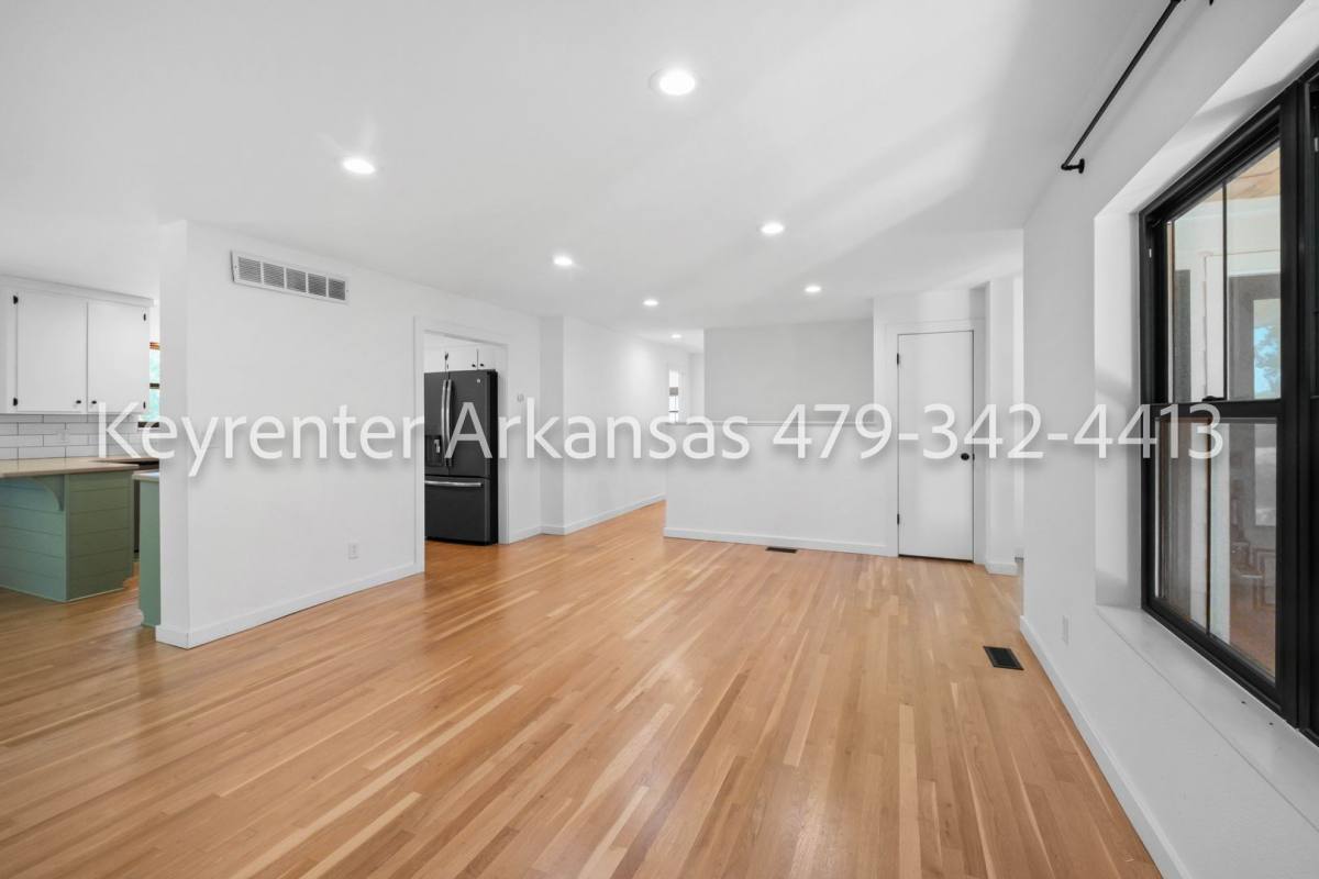 House for rent at 4480 E Trough Spring Rd, Fayetteville, AR 72703