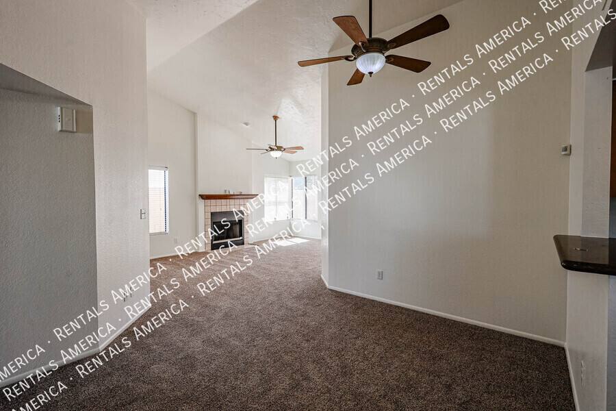 House for rent at 3301 E Wescott Dr, Phoenix, AZ 85050