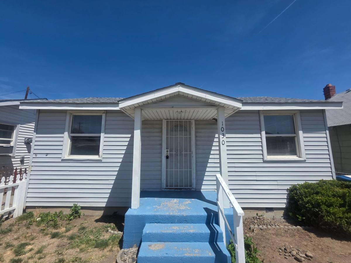 House for rent at 1030 F St, Sparks, NV 89431