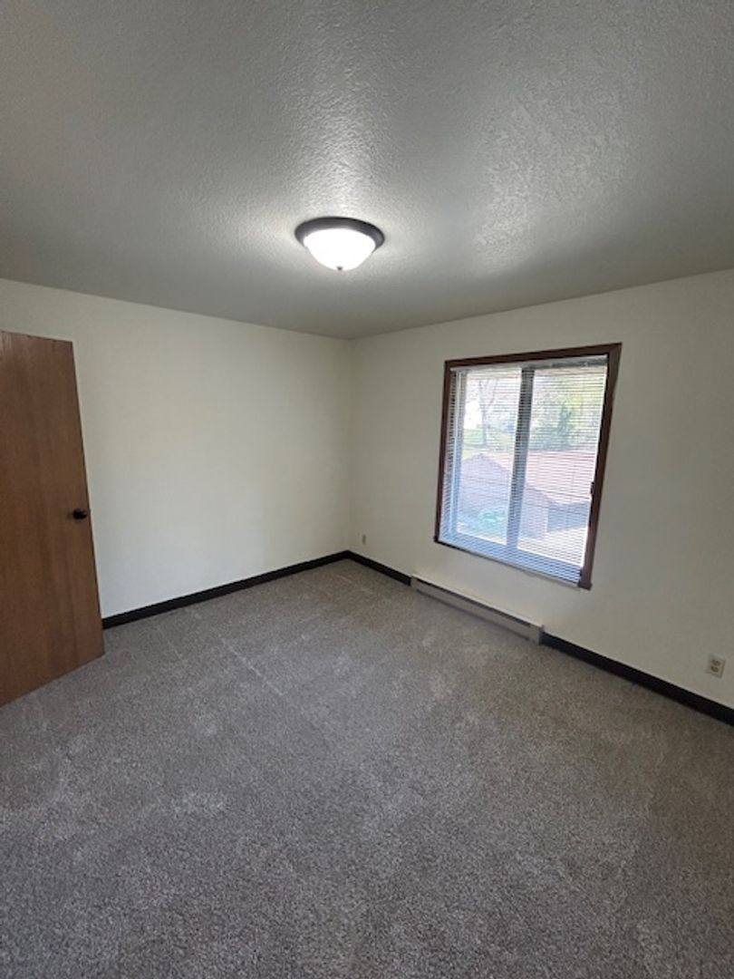 Apartment for rent at 217 W 12th St, Kaukauna, WI 54130