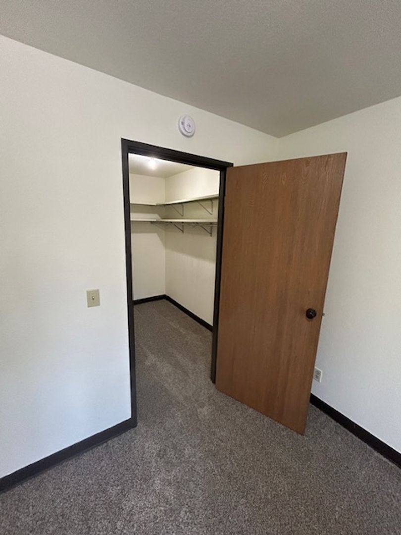 Apartment for rent at 217 W 12th St, Kaukauna, WI 54130