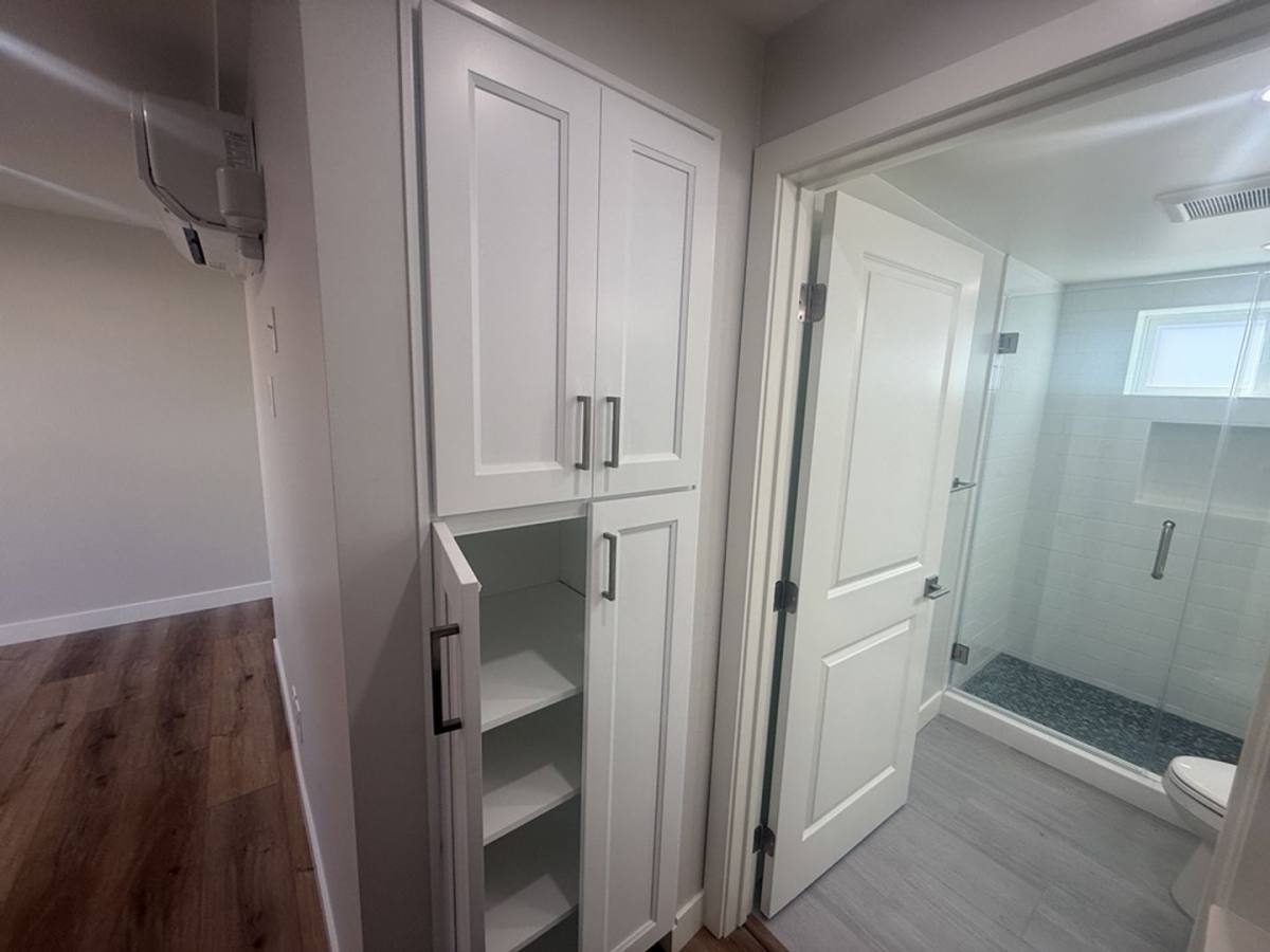 Apartment for rent at 10640-46 Victory Blvd, North Hollywood, CA 91606
