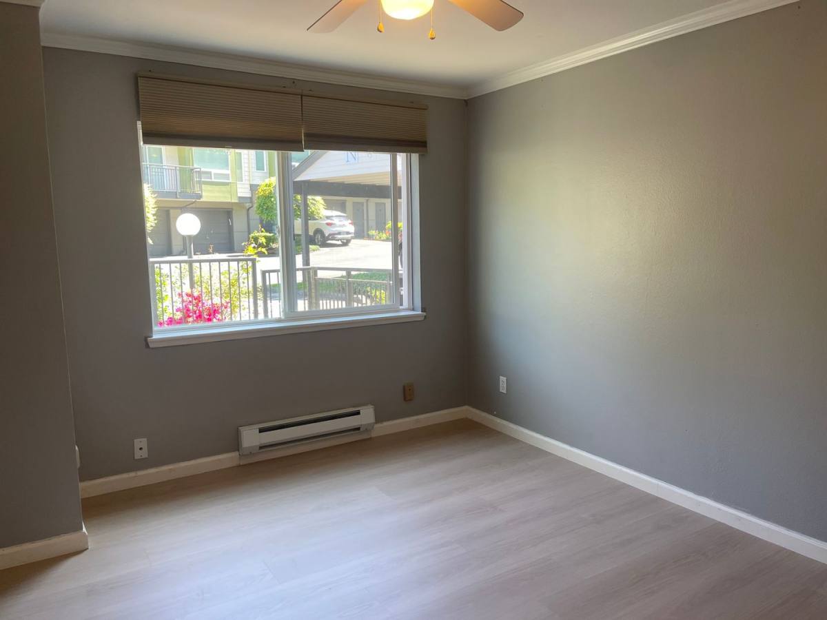 Condo for rent at 31500 33rd Place SW, Federal Way, WA 98023