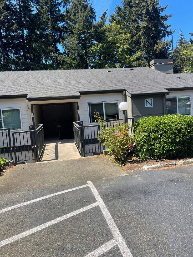 Condo for rent at 31500 33rd Place SW, Federal Way, WA 98023