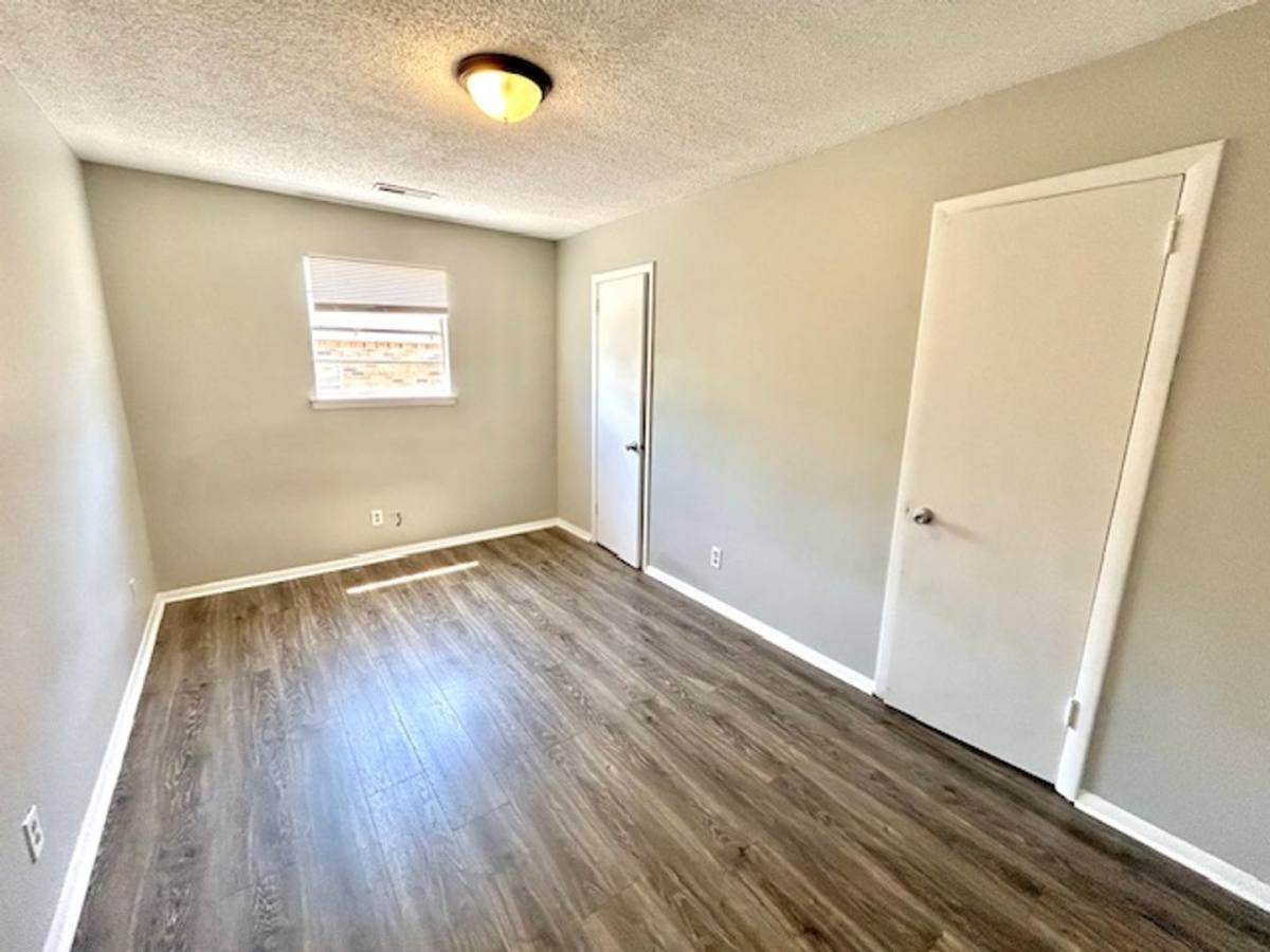 Apartment for rent at 4523 Foster Ave, Huntsville, AL 35805