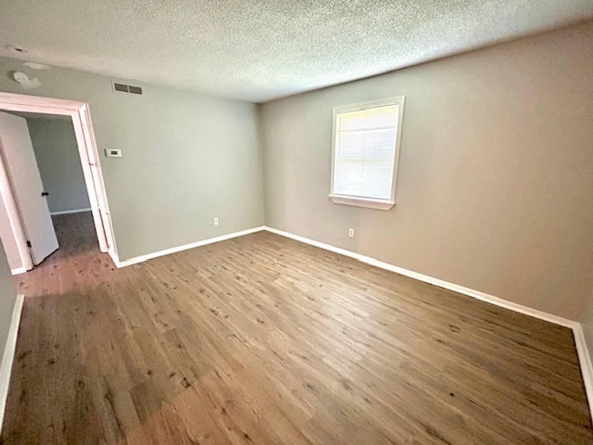 Apartment for rent at 4523 Foster Ave, Huntsville, AL 35805
