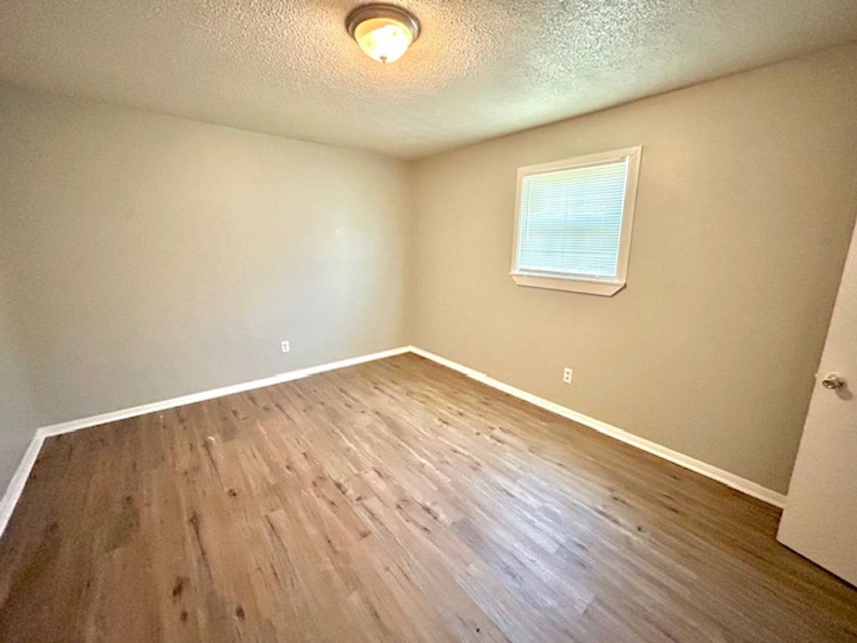 Apartment for rent at 4523 Foster Ave, Huntsville, AL 35805