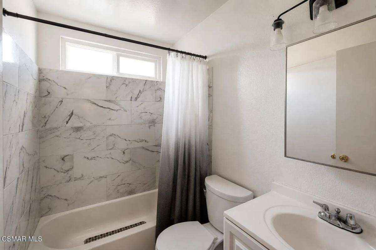 Townhouse for rent at 2345 Bryson Place, Simi Valley, CA 93065