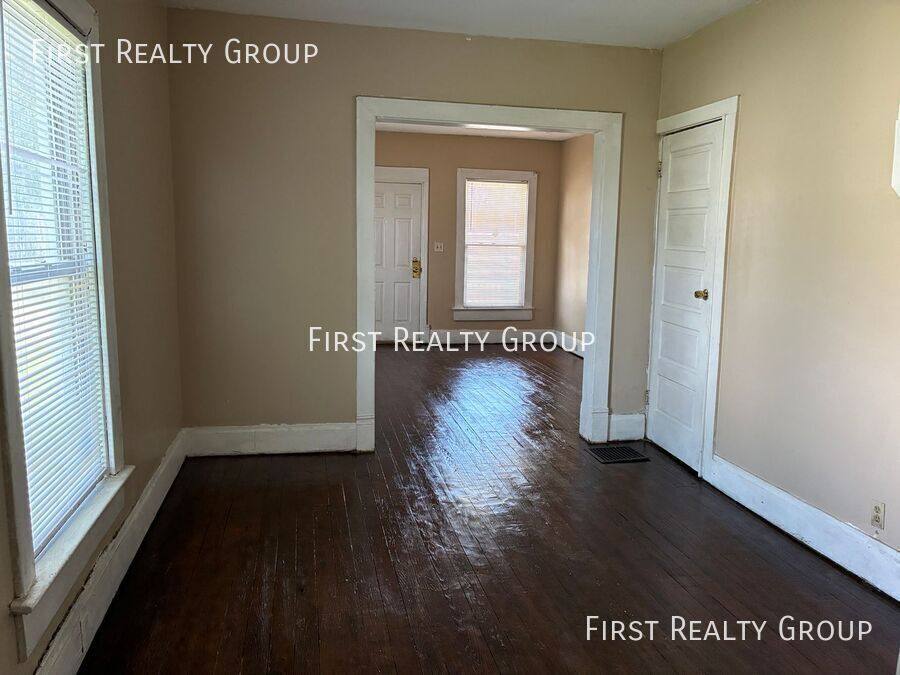 House for rent at 451 Hunter Ave, Dayton, OH 45404