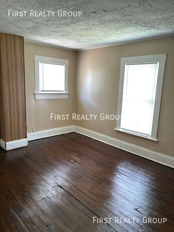 House for rent at 451 Hunter Ave, Dayton, OH 45404