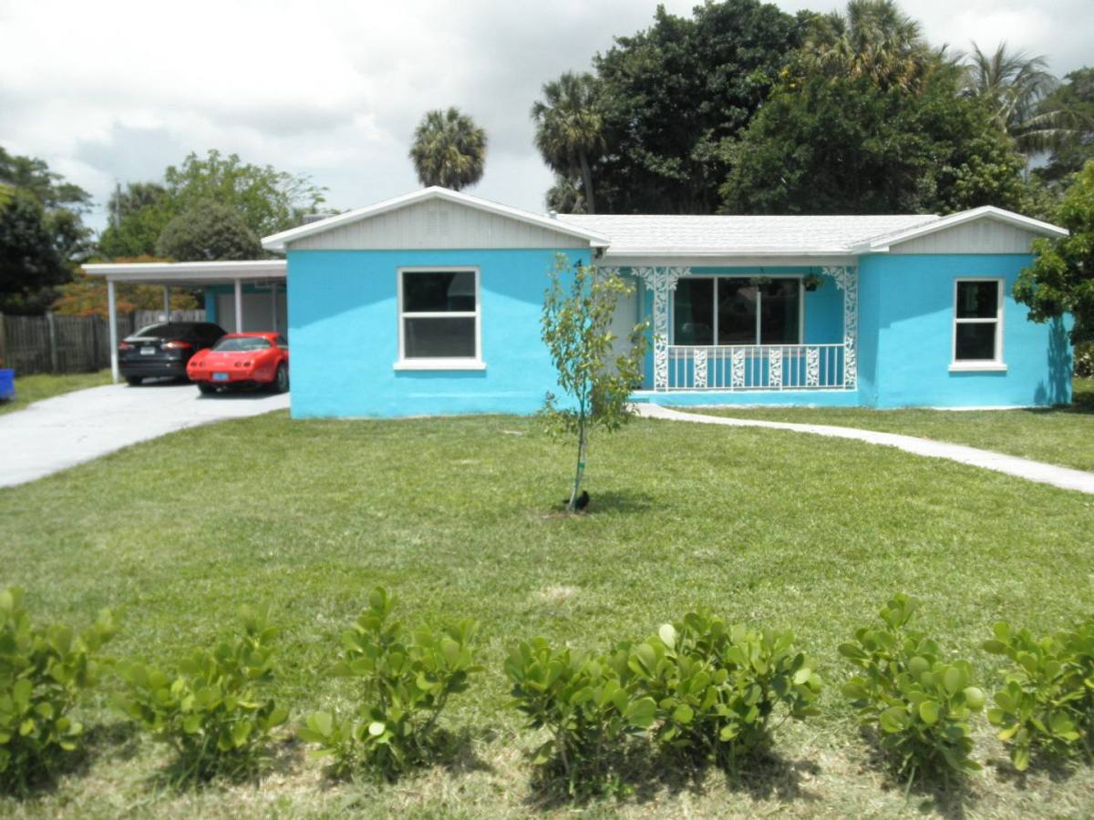 House for rent at 431 Virginia Dr, Lake Worth, FL 33461