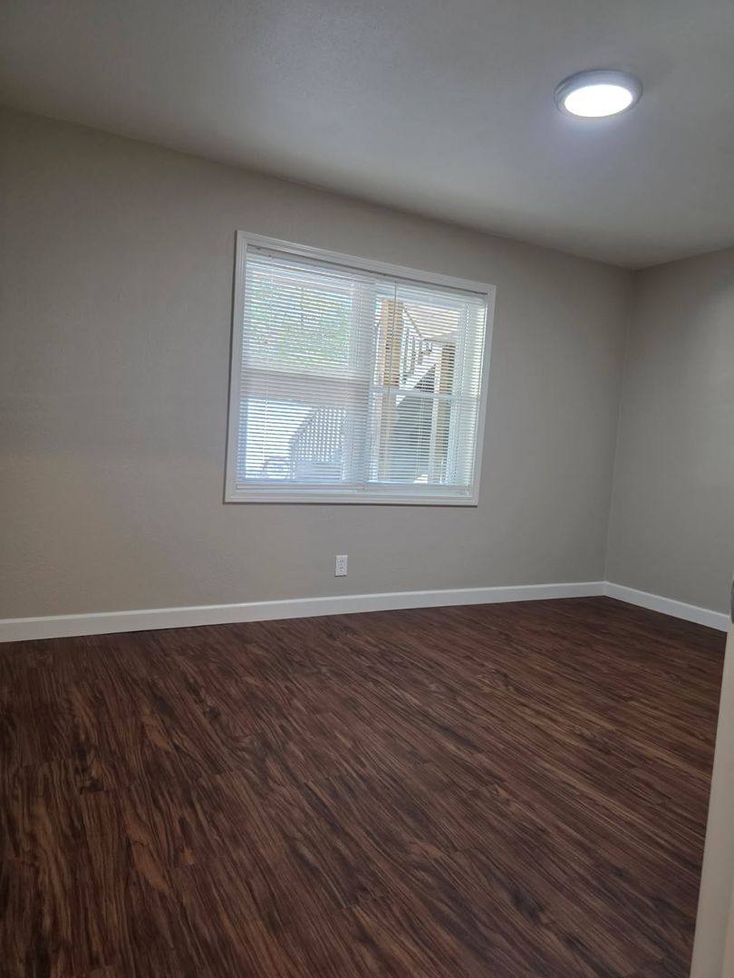 Apartment for rent at 429 Wilson Ave E, Thomasville, AL 36784