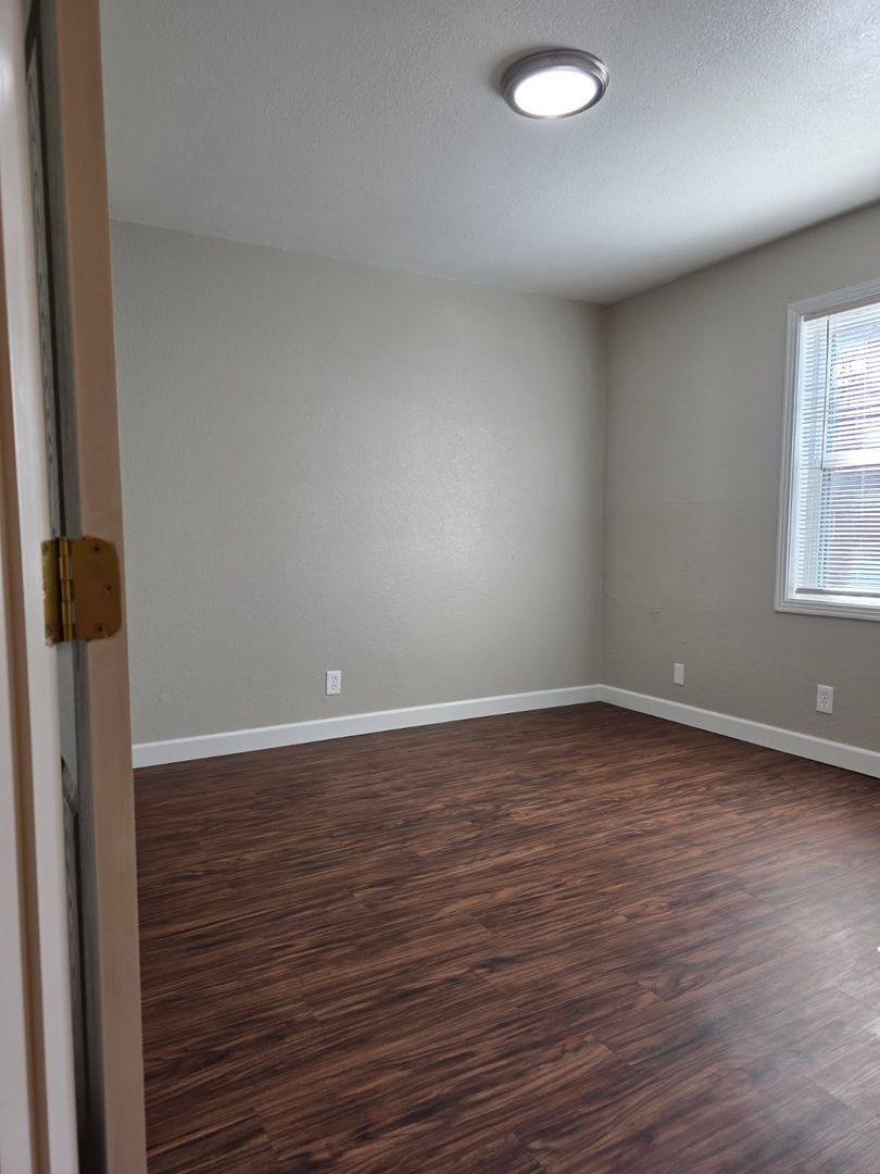 Apartment for rent at 429 Wilson Ave E, Thomasville, AL 36784