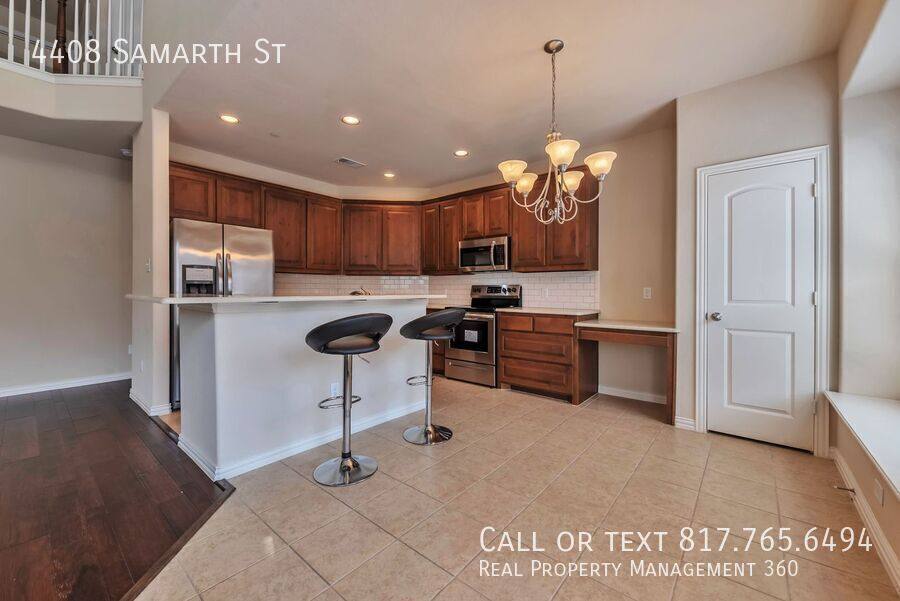Townhouse for rent at 4408 Samarth St, Irving, TX 75061