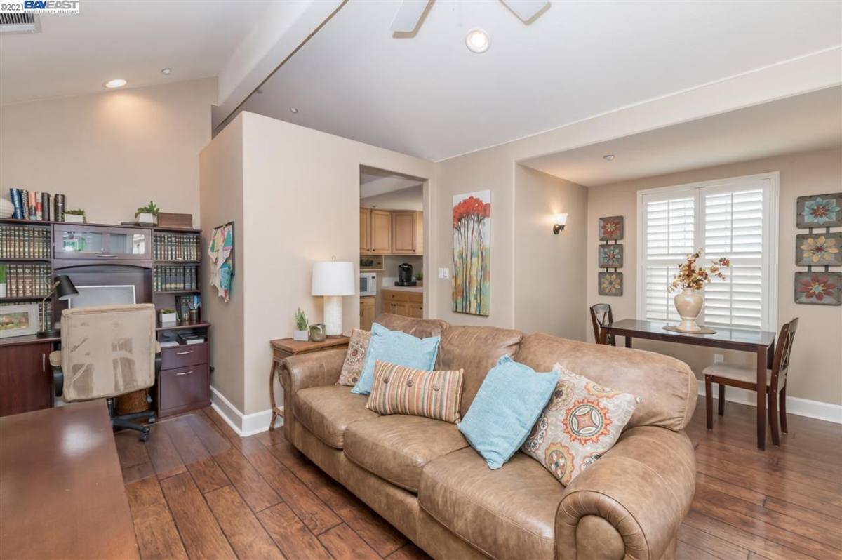 House for rent at 3004 Lusitana Dr #CARRIAGE, Livermore, CA 94550