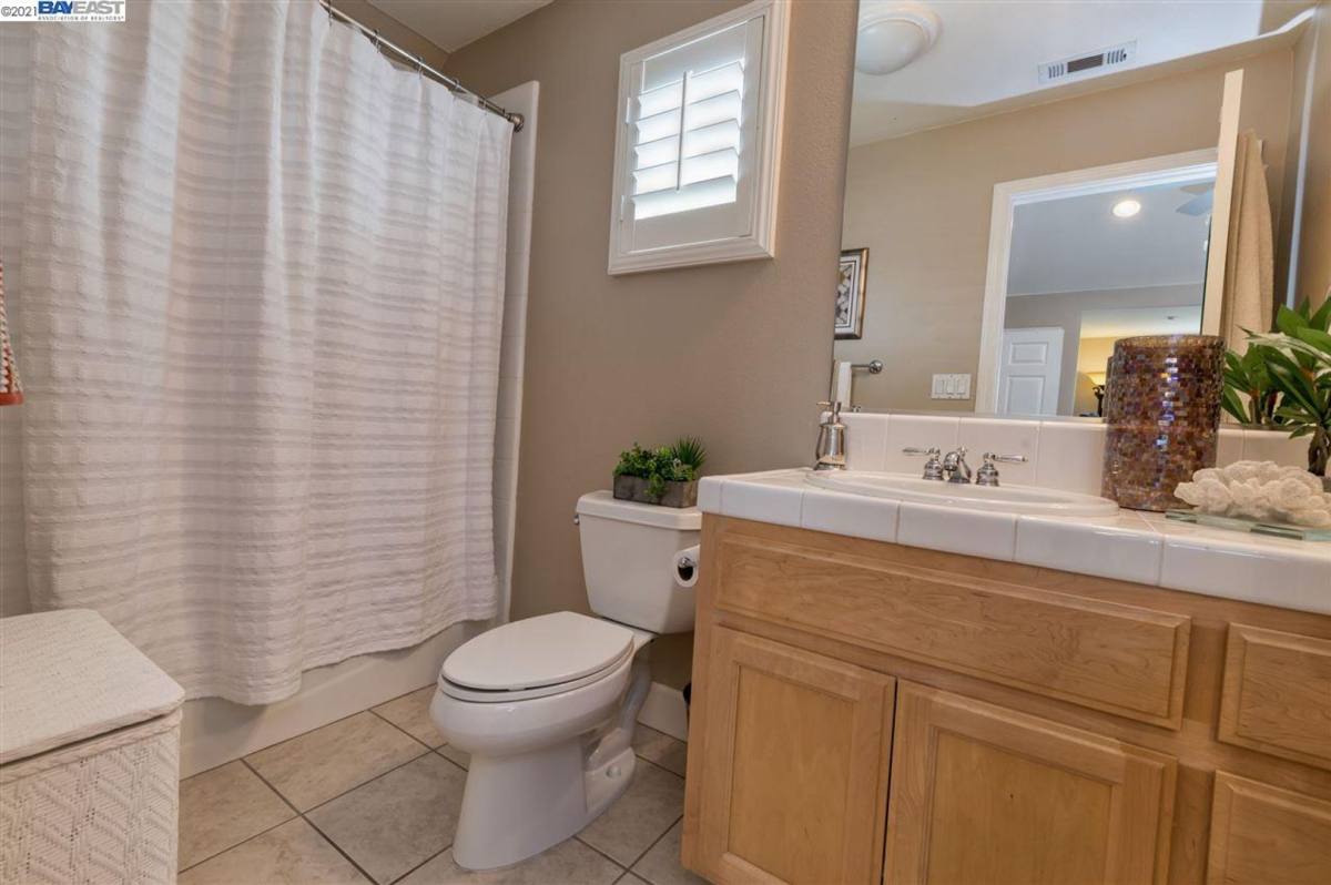 House for rent at 3004 Lusitana Dr #CARRIAGE, Livermore, CA 94550