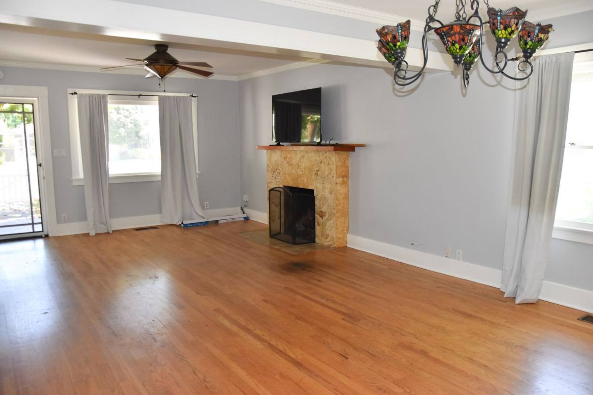 Apartment for rent at 166 N Cambridge, Orange, CA 92866