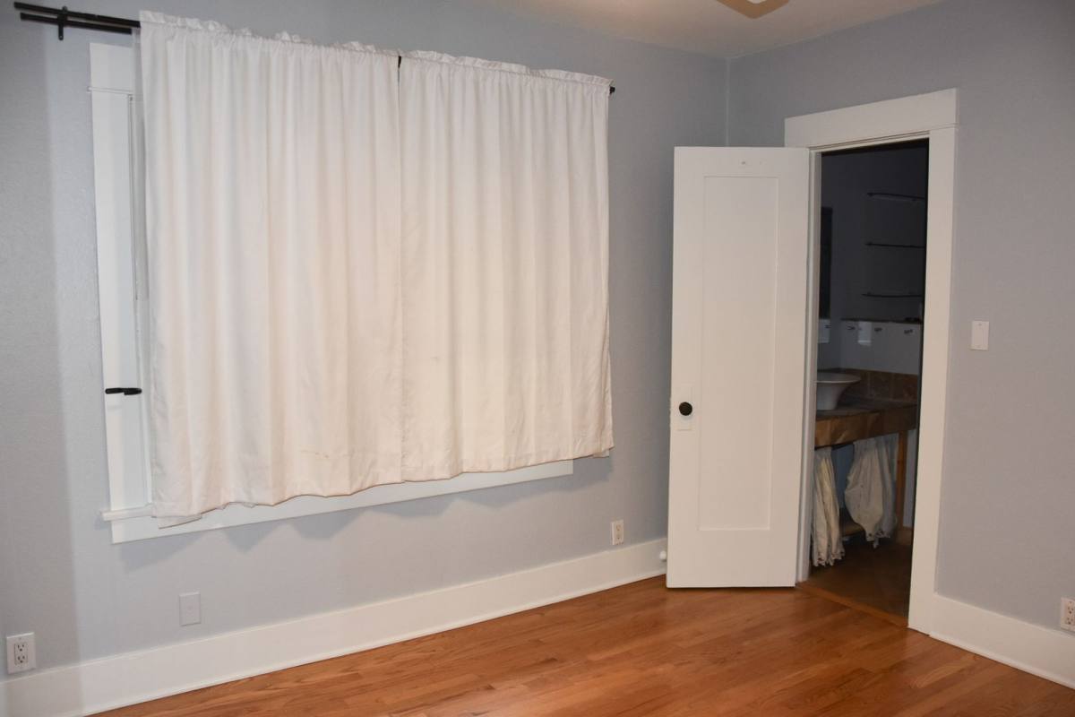 Apartment for rent at 166 N Cambridge, Orange, CA 92866