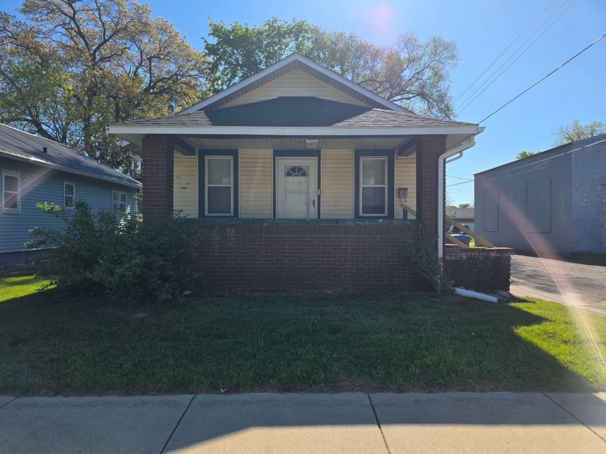 House for rent at 1308 Princeton Blvd, Elkhart, IN 46516